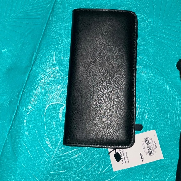 Rosetti shoulder bag and wallet - Picture 3 of 8